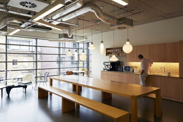 福利plus浅谈员工福利八大项教科书版的外企员工福利