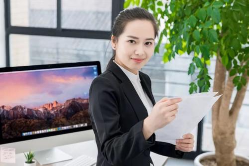 员工福利怎么选？中秋四大经典礼品，月饼只能排第四！